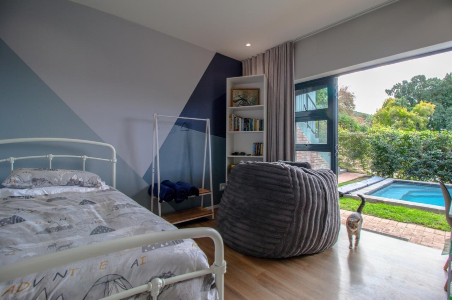 3 Bedroom Property for Sale in Hoog En Droog Western Cape